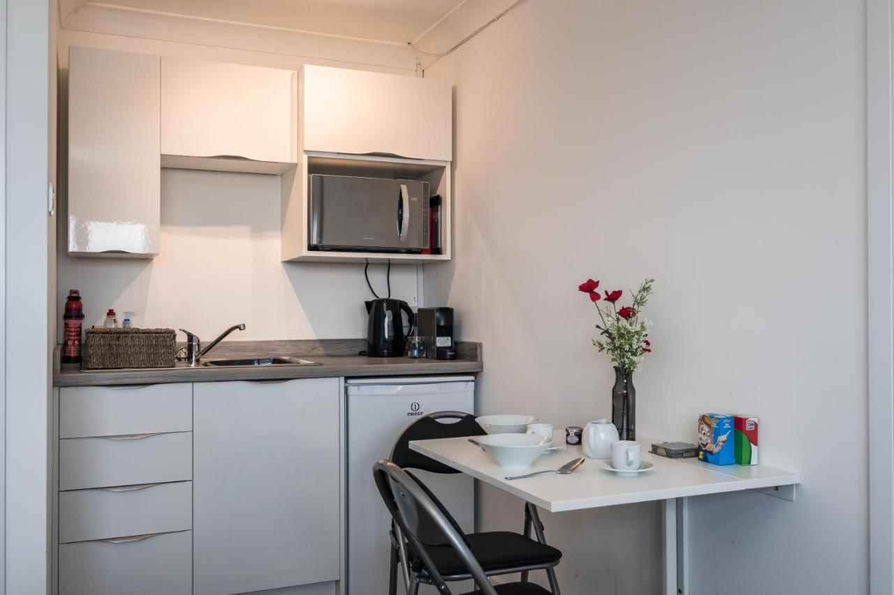 The Studio At Wellington House Apartment *